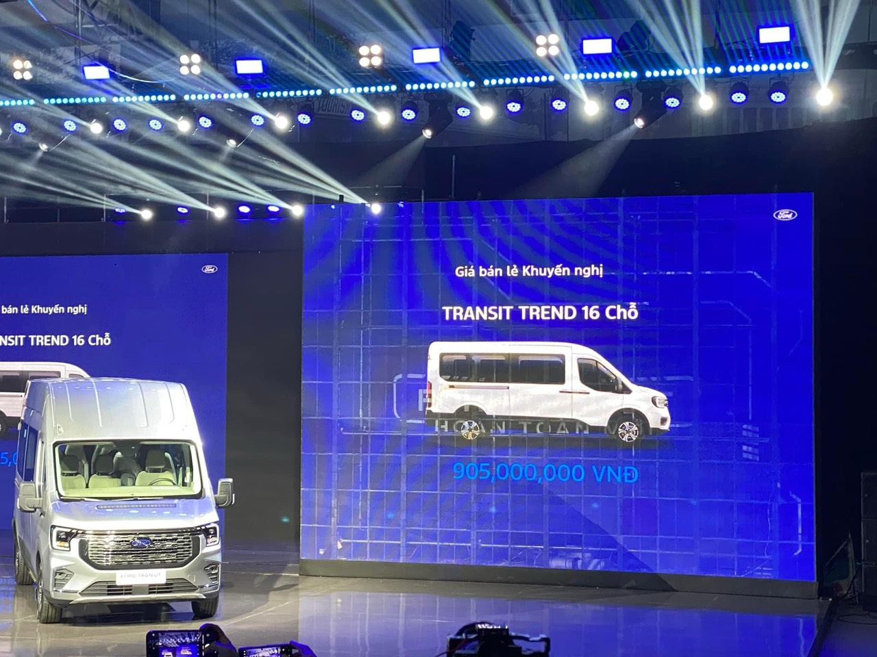 vinh long ford transit 2024 11